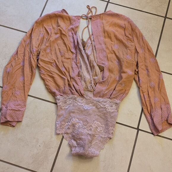 Free People On Board Bodysuit long sleeve boho flowy with lace size S - Picture 8 of 12